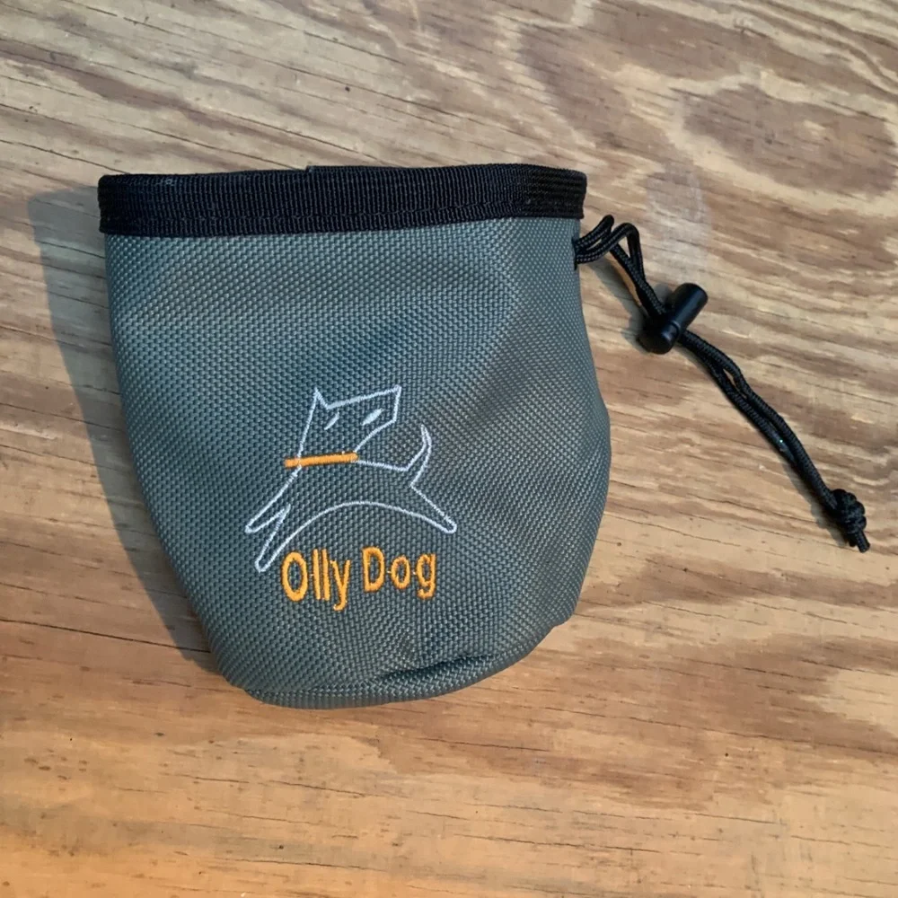 Dog treat bag FREE GIFT WITH PURCHASE $20 AND OVER 🐶